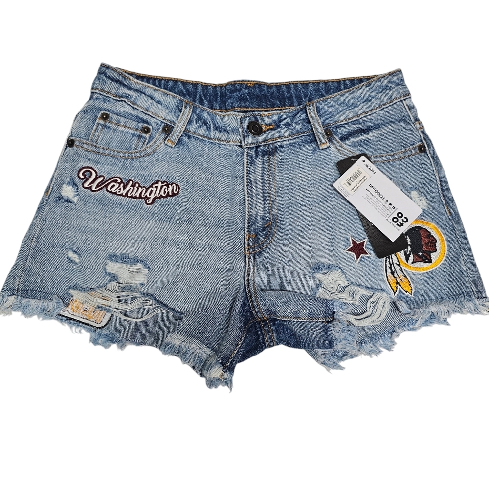 NWT NFL FocoWashington Redskins Denim Shorts Size Small Women's Embroidere